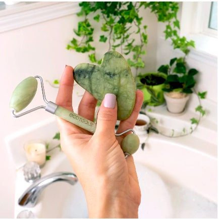 ECOTOOLS Jade Roller + Gua Sha Duo - 2 Piece