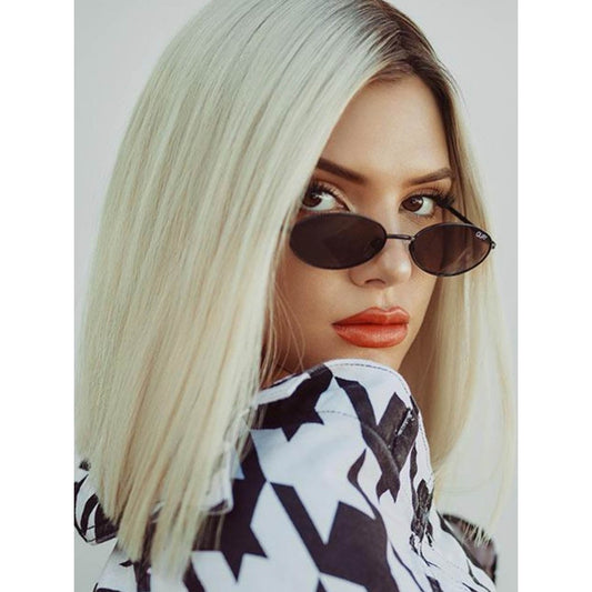 QUAY ALISSA VIOLET Clout Sunglasses 90s Oval UV Protection Black
