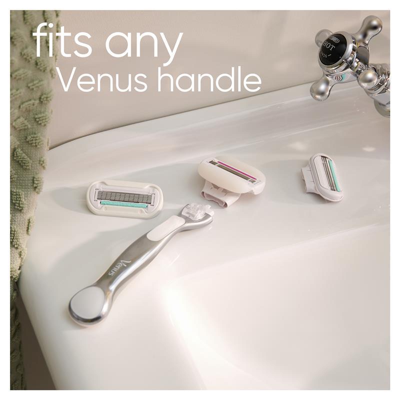 Gillette Venus Women's Hair Razor Shaver Comfort Glide Sugarberry Platinum with 2 Blade Refills